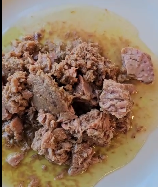 Skipjack tuna Chunks in Olive oil